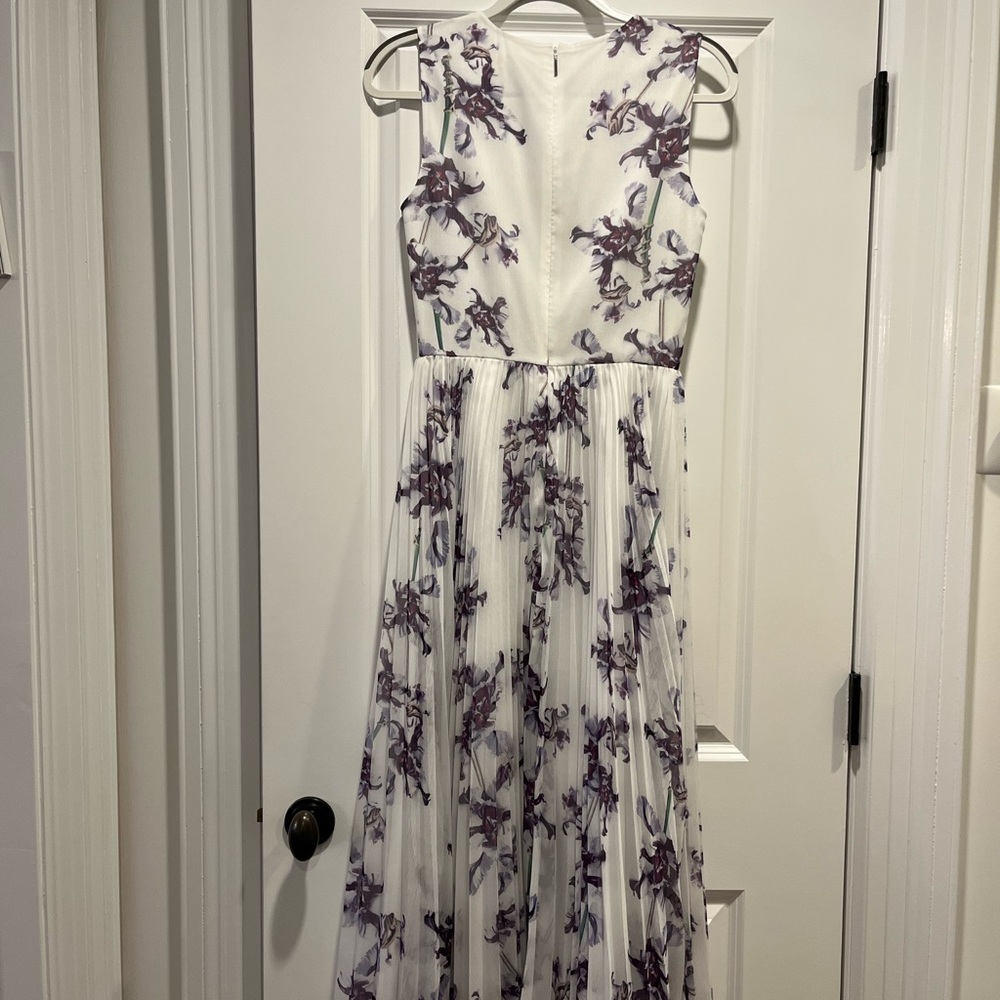 Jason Wu Collection size 4 pleated floral dress